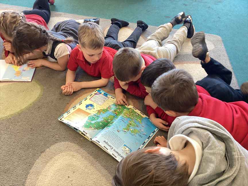 North Leigh C of E Primary School