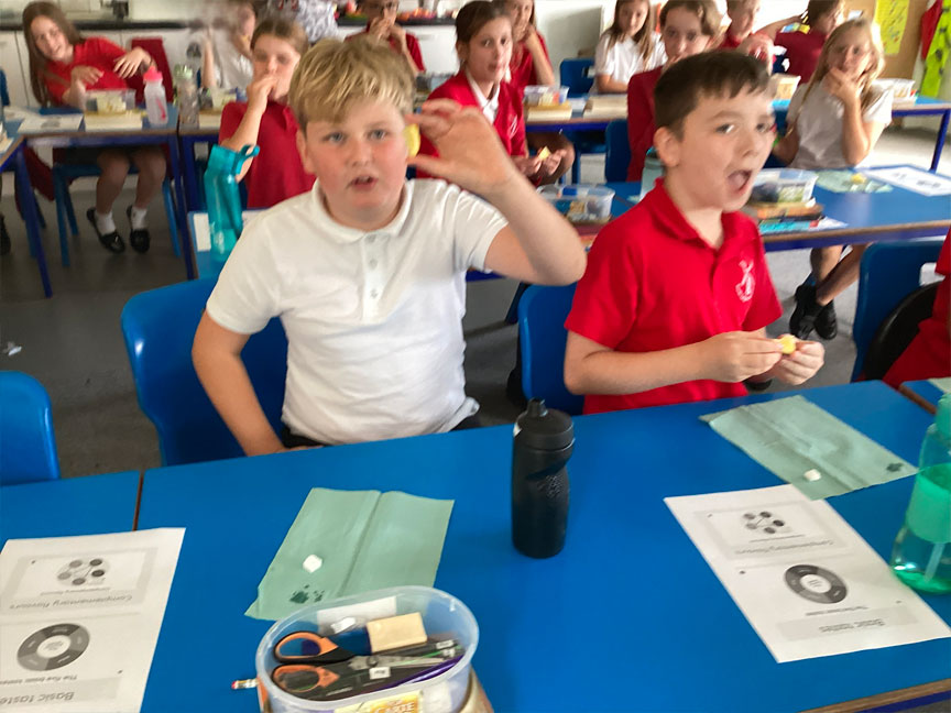 North Leigh C of E Primary School