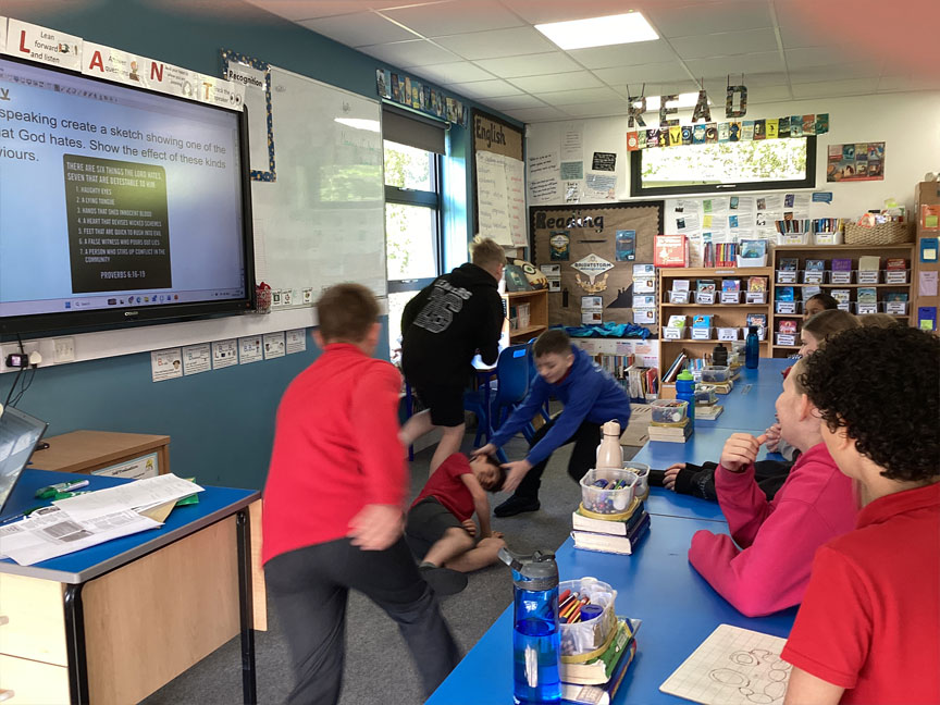 North Leigh C of E Primary School