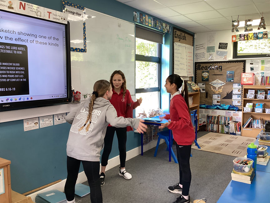 North Leigh C of E Primary School