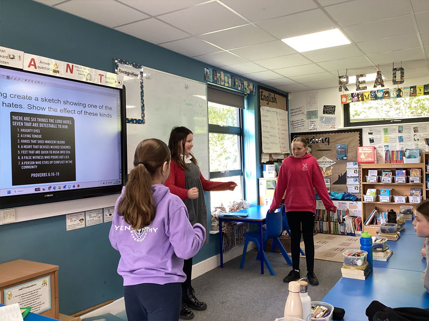 North Leigh C of E Primary School