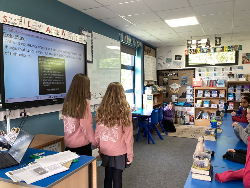 North Leigh C of E Primary School