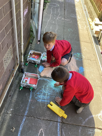 North Leigh C of E Primary School