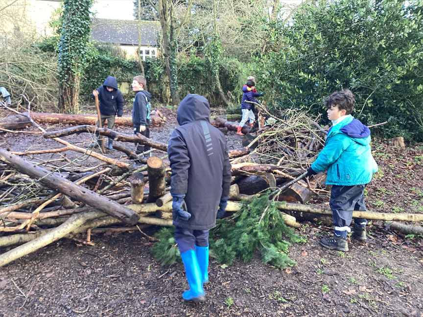 North Leigh C of E Primary School