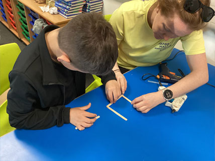North Leigh C of E Primary School