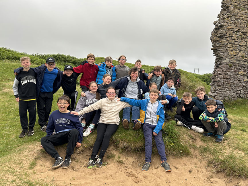 North Leigh C of E Primary School