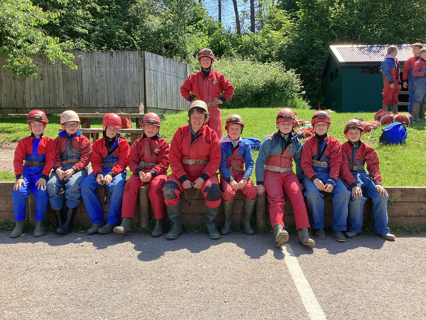 North Leigh C of E Primary School