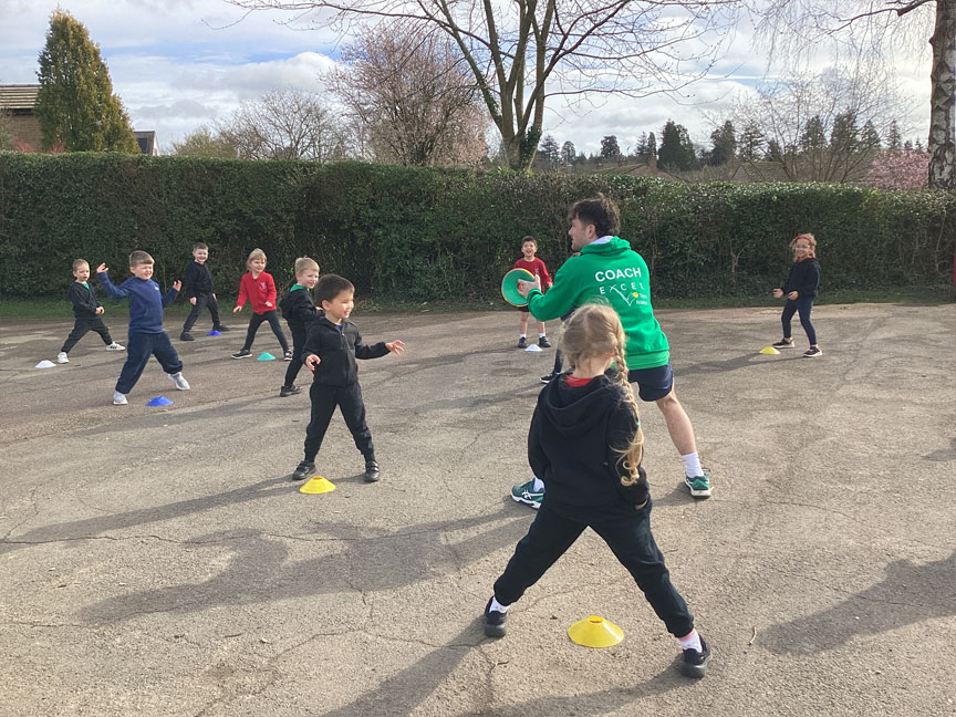 North Leigh C of E Primary School