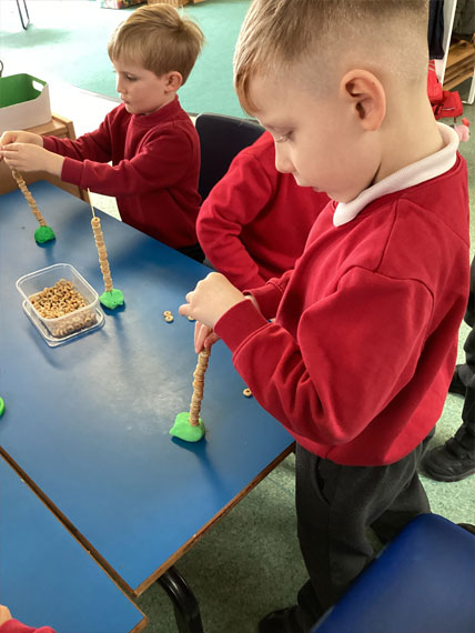 North Leigh C of E Primary School