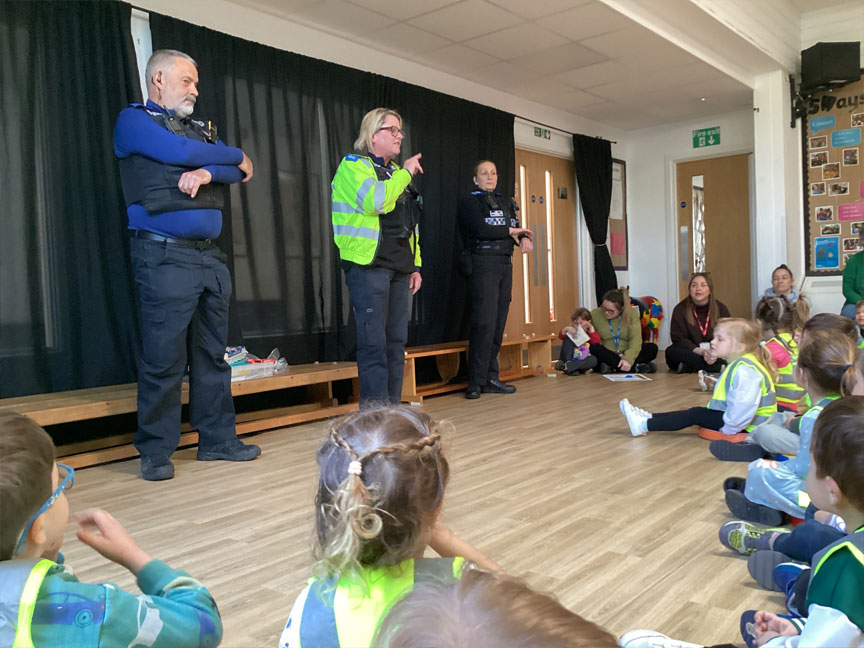 North Leigh C of E Primary School