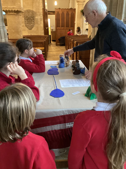 North Leigh C of E Primary School