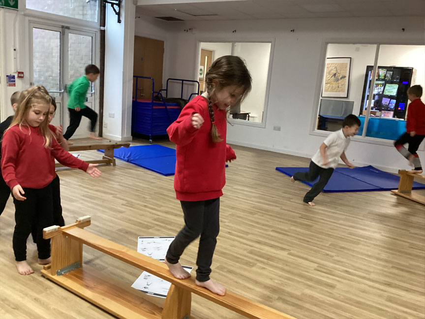 North Leigh C of E Primary School