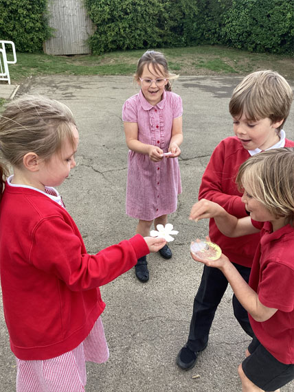 North Leigh C of E Primary School