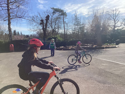 North Leigh C of E Primary School