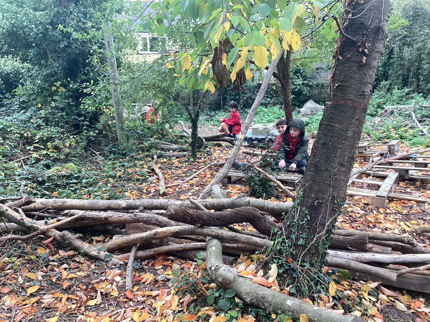 North Leigh C of E Primary School
