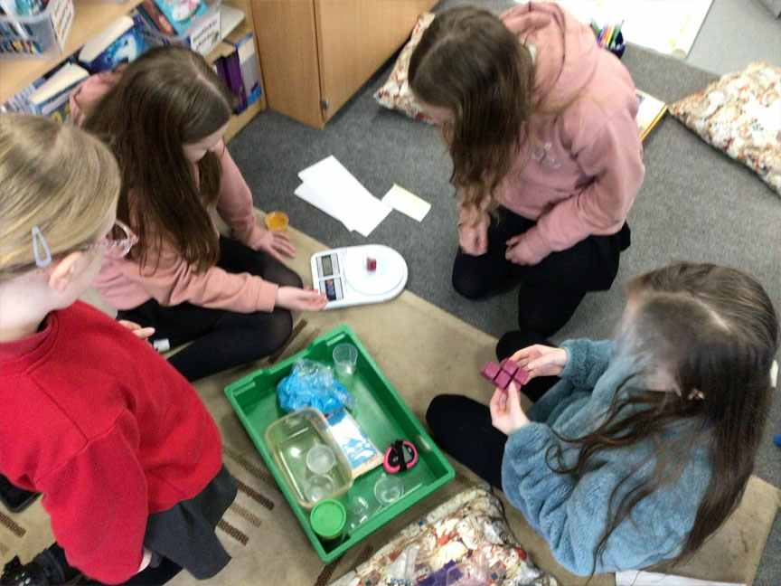 North Leigh C of E Primary School