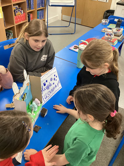 North Leigh C of E Primary School